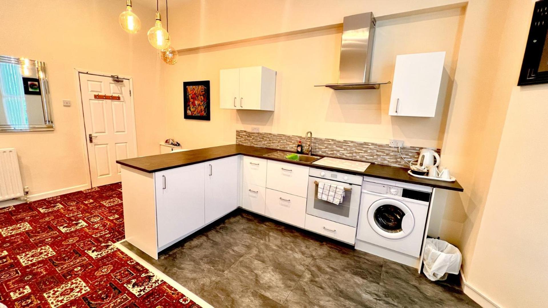 Castle Lodge Guest House 86-88 Sheil Rd L6 3Af Liverpool Dış mekan fotoğraf